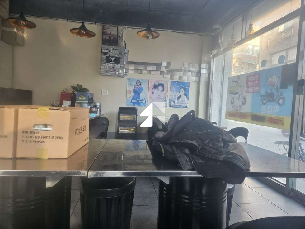 서울 영등포구 당산동1가 1층사거리 코너 전면좋고시인성좋은위치, 주거밀집지역 월세 매물번호 13632 사진 2