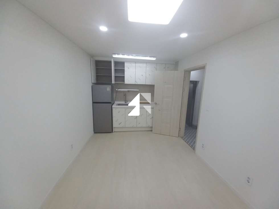 서울 영등포구 신길동 주택가로 조용한 올수 리됀 투룸 월세, 즉시입주가능 월세 매물번호 14082 사진 2