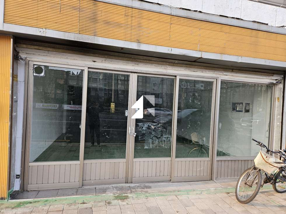 서울 영등포구 문래동3가 문래 대로변에 위치한 1층 무권리상가 월세 매물번호 13893 사진 1