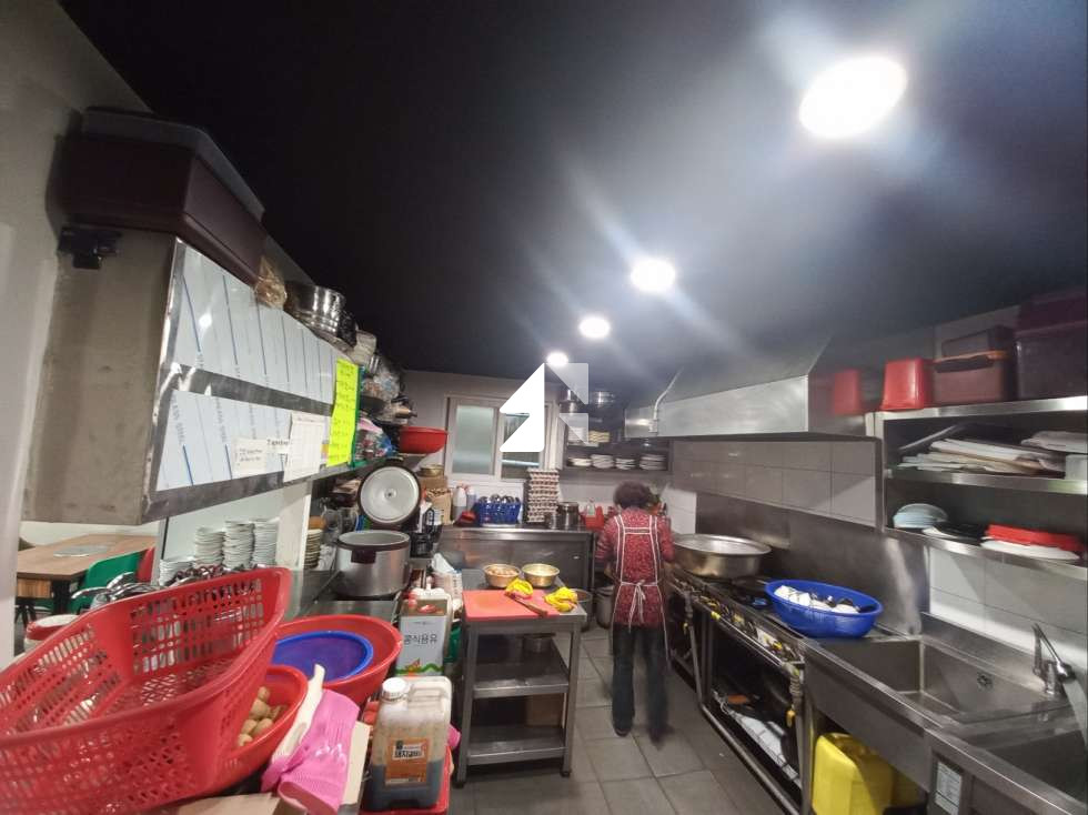 서울 영등포구 영등포동7가 사진O/ 손맛이 남다른 식당/단골 많은 식당 월세 매물번호 10418 사진 2