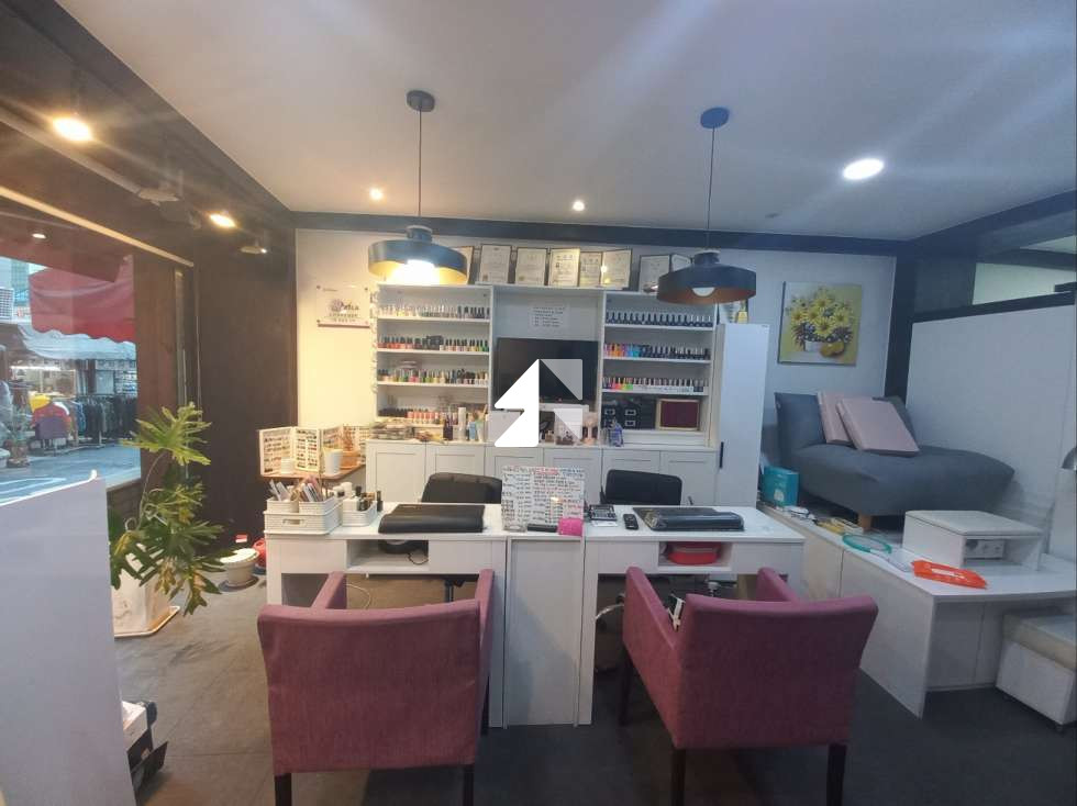 서울 영등포구 신길동 사진있음, 구사러가 쇼핑센테 옆 네인샵 1층 월세 매물번호 10777 사진 7