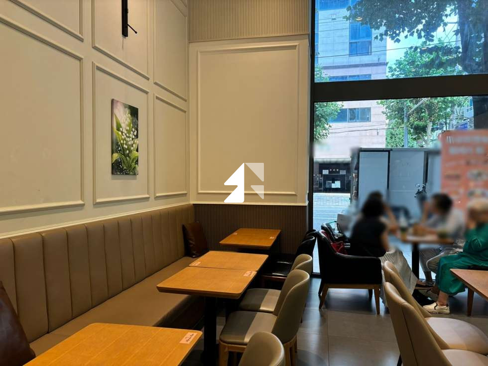 서울 영등포구 당산동 버드나루로 대로변 인근 노출좋은 전면 통창 상가 월세 매물번호 10093 사진 4