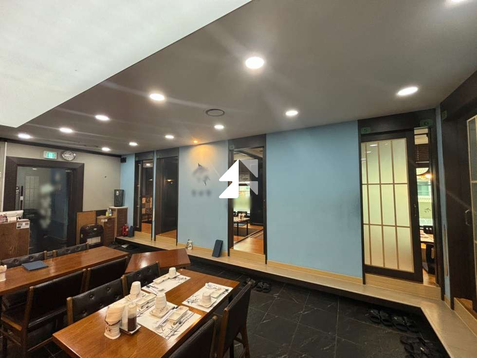 서울 영등포구 당산동3가 영등포구청역 주차가능한 상가매물 단체석완비 월세 매물번호 10005 사진 3