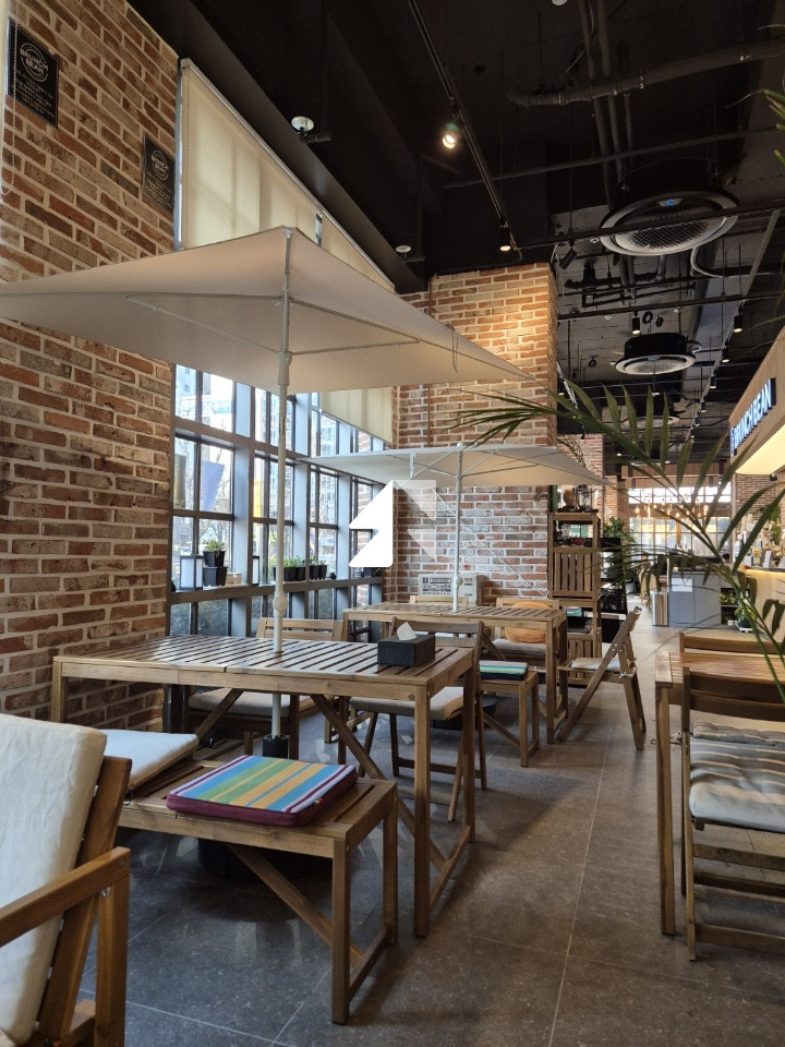 서울 영등포구 당산동6가 당산역 대로변 건물 인테리어 멋진 신축 1층 상가 월세 매물번호 10477 사진 1