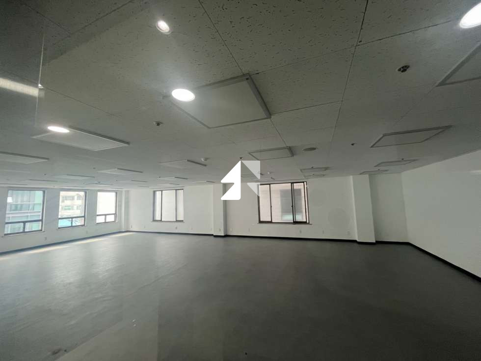 서울 영등포구 영등포동4가 영등포시장 네거리 대로변 접근성 우수한 사무실 월세 매물번호 10177 사진 2