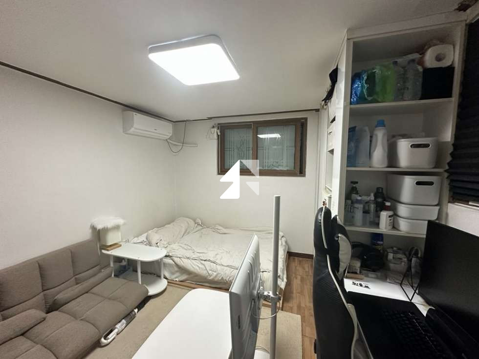 서울 영등포구 신길동 컨디션 좋고 방이 큰 원룸, 신길역과 대방역 사이 위치 전세 매물번호 12088 사진 1