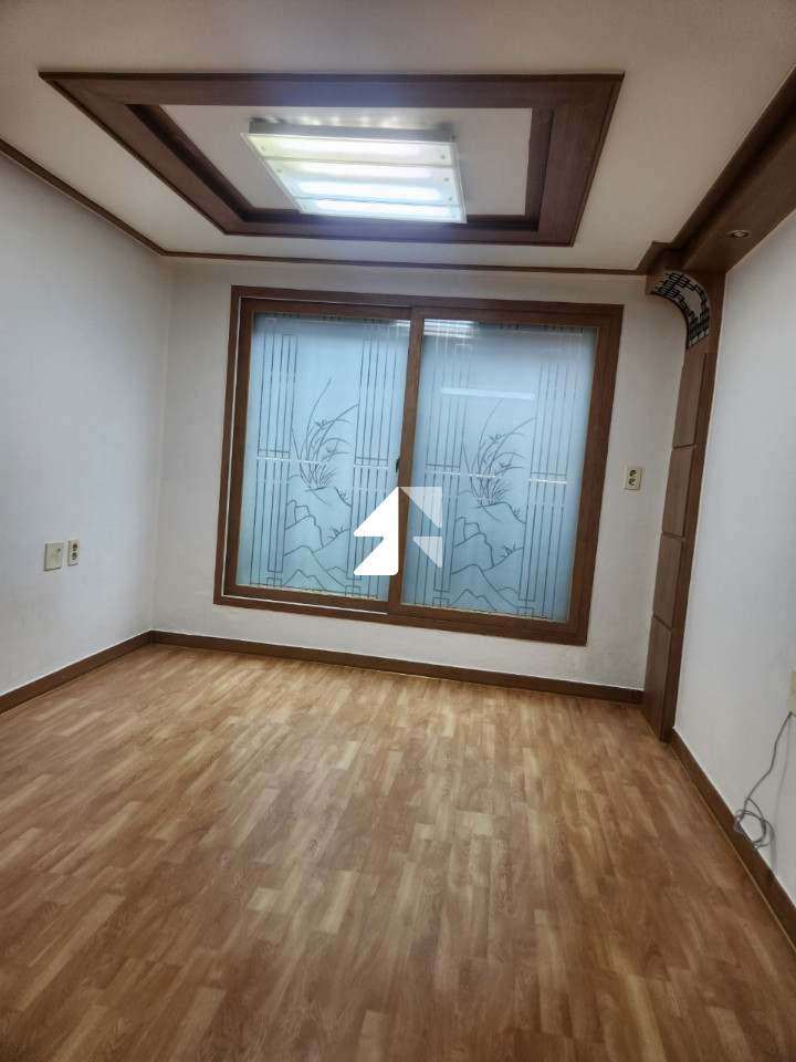 서울 용산구 청파동1가 4호선 서울역과 숙대입구역중간위치, 컨디션좋은 쓰리룸, 보증보험가능 전세 매물번호 12573 사진 1