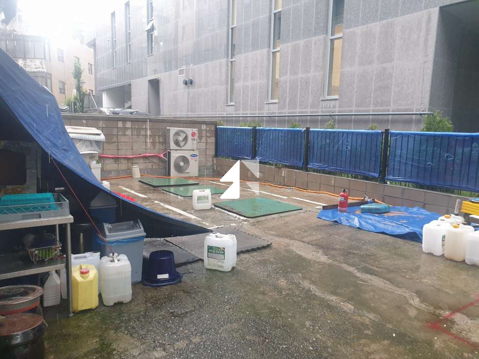 서울 관악구 신림동 사거리코너인근 전면노출좋음 배후주거대단지 접근성양호한상가 월세 매물번호 12854 사진 2