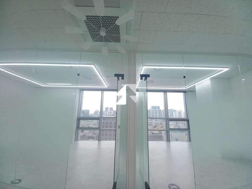 서울 영등포구 당산동1가 C동 구청역과 문래역중심 지식산업센타 사무실 즉시입주가능 월세 매물번호 13263 사진 2