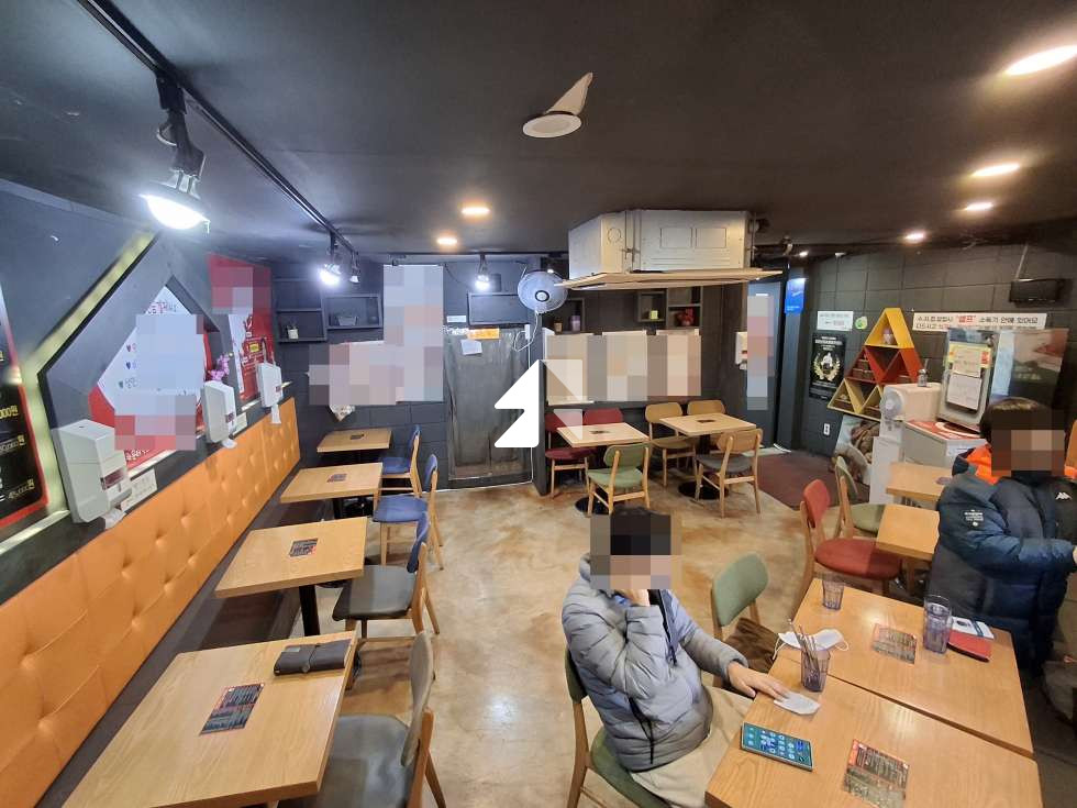 서울 영등포구 영등포동3가 영등포역 초역세권 노출 좋은 대로변 위치 성업 중인 상가 월세 매물번호 10841 사진 2