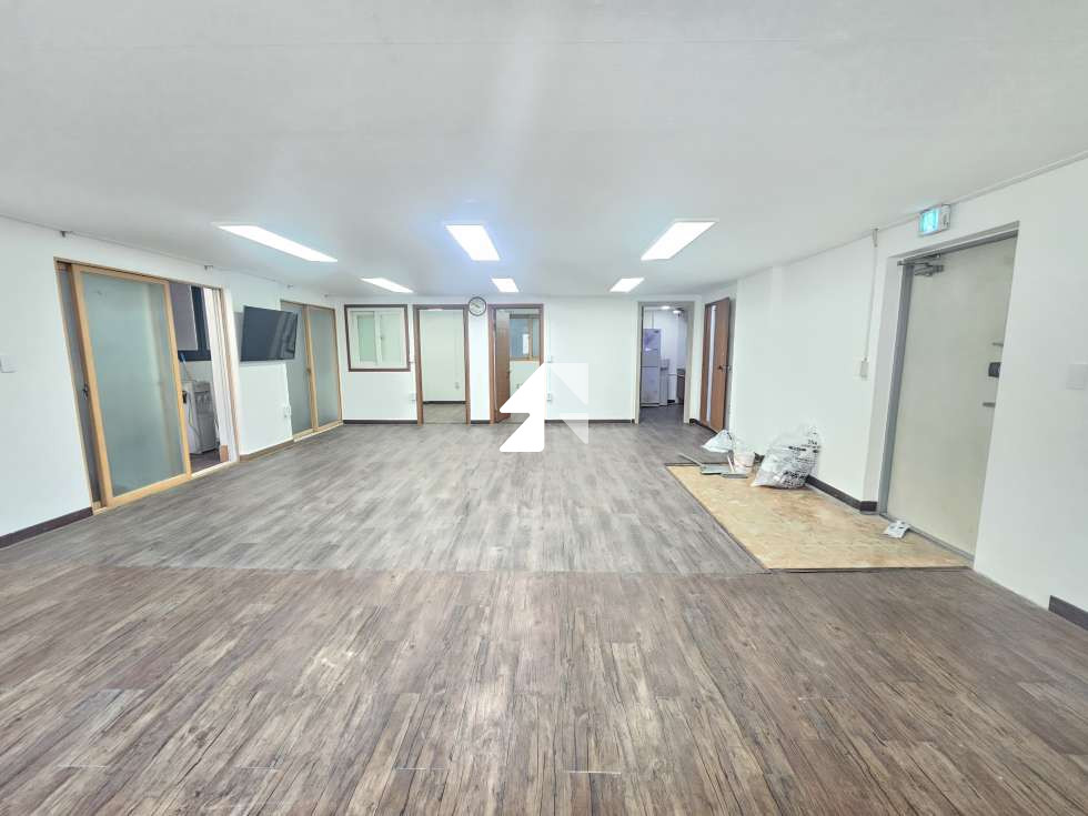 서울 영등포구 당산동3가 구청역3분거리 깔끔한 사무실,즉시입주 가능 월세 매물번호 13275 사진 10